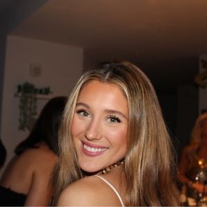 Meet your Posher, Arielle